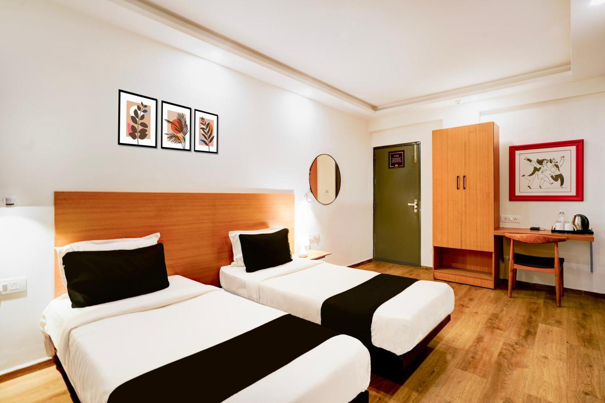 Super Townhouse Jayanagar Hotel Bangalore Ngoại thất bức ảnh