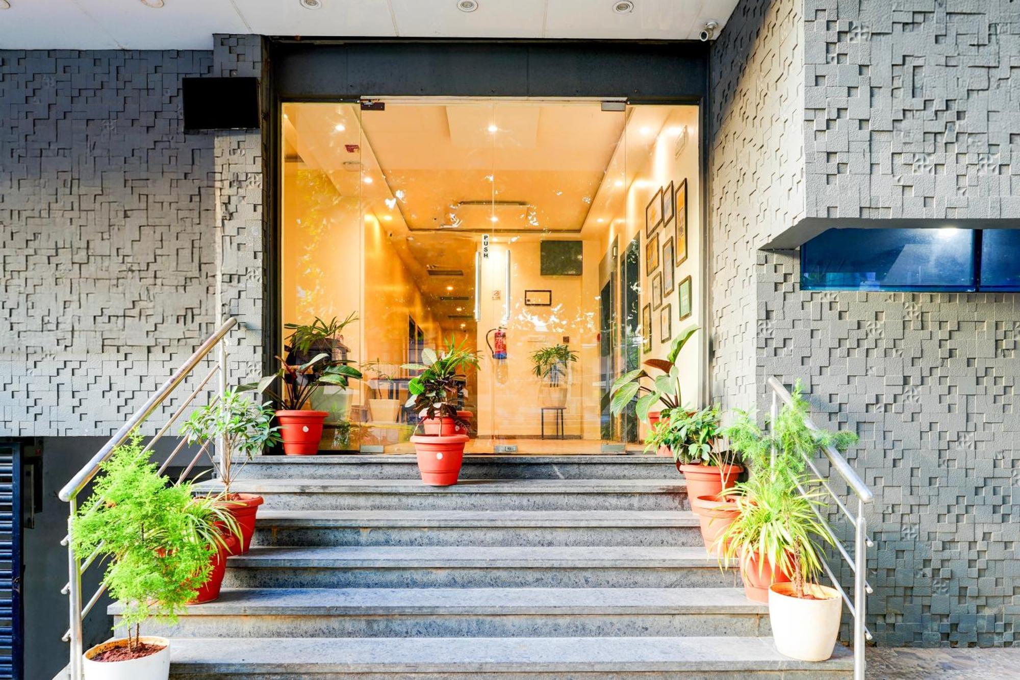 Super Townhouse Jayanagar Hotel Bangalore Ngoại thất bức ảnh
